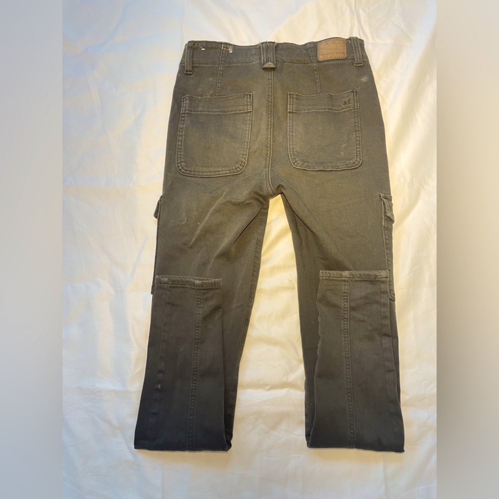 American Eagle | Women’s next level stretch Cargo pants.